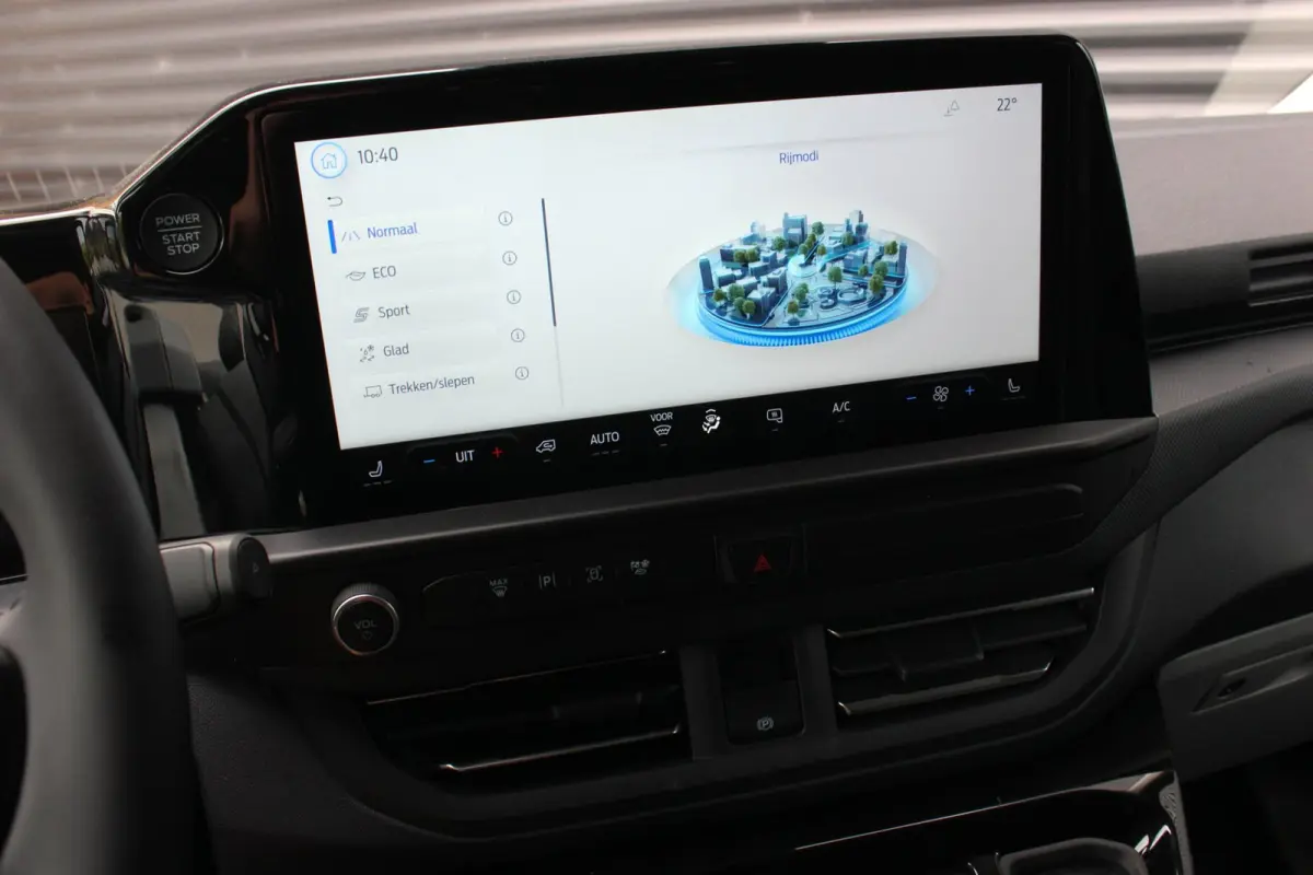 2.0 TDCI L2H1 170PK Limited DC / DUBBEL CABINE / JB-EDITION / DRIVER ASSISTANCE PACK / 5- ZITS /MY2024/ CAMERA