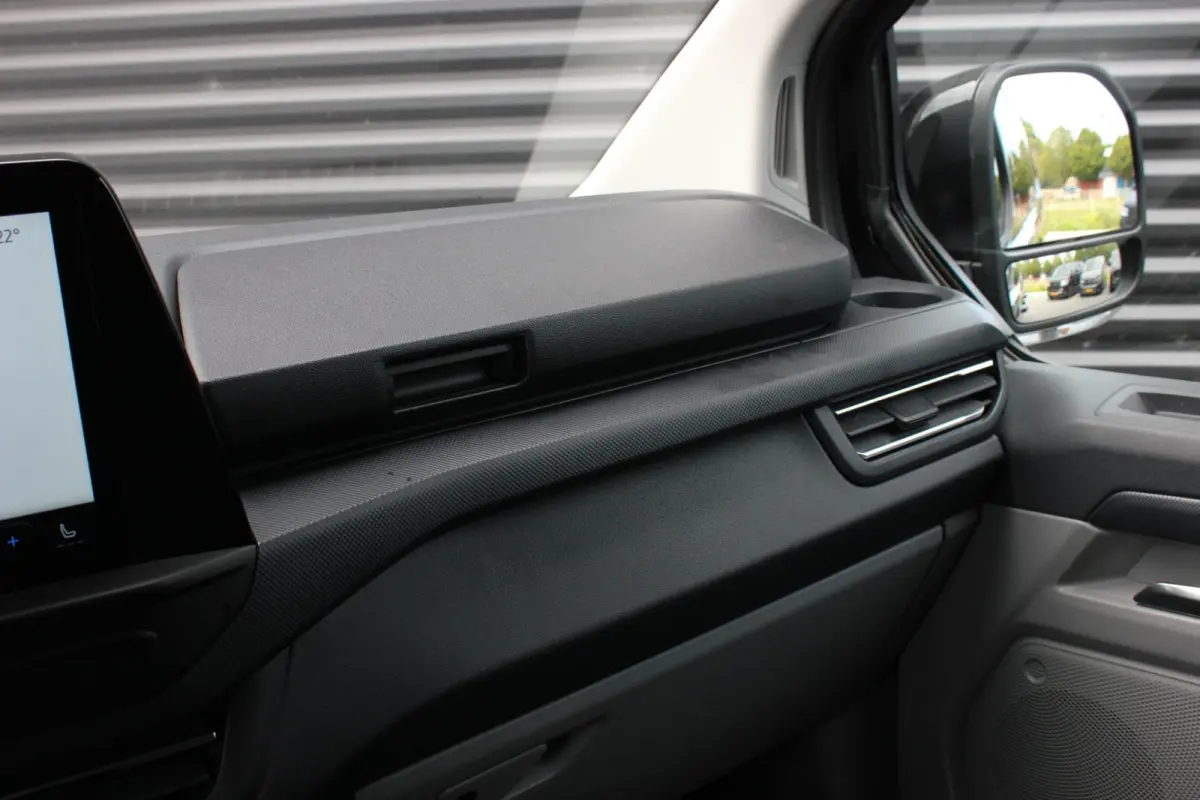 2.0 TDCI L2H1 170PK Limited DC / DUBBEL CABINE / JB-EDITION / DRIVER ASSISTANCE PACK / 5- ZITS /MY2024/ CAMERA