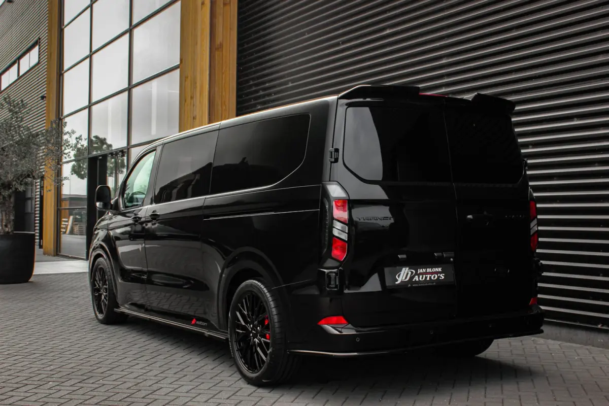 2.0 TDCI L2H1 170PK Limited DC / DUBBEL CABINE / JB-EDITION / DRIVER ASSISTANCE PACK / 5- ZITS /MY2024/ CAMERA
