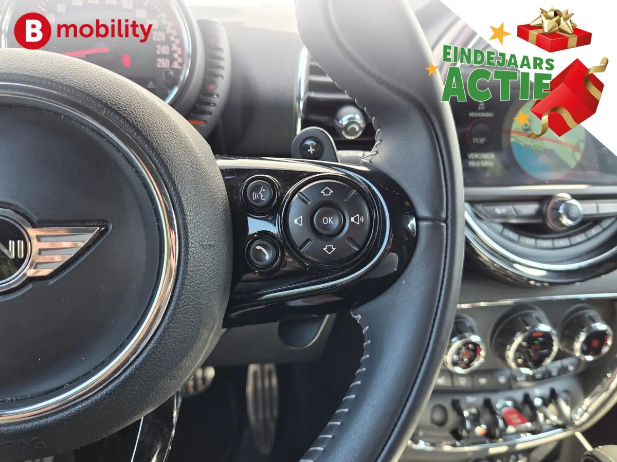 2.0 John Cooper Works 232PK Automaat ALL4 Chili | LED | Navigatie | PDC | Cruise Control | Sportstoelen