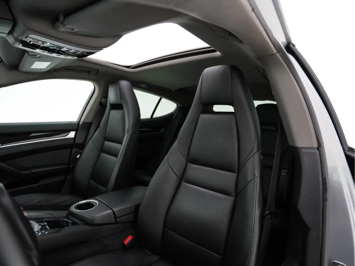3.0 S E-Hybrid (Plug-In) Aut. *PANO | LEATHER | XENON | HEATED-SPORTSEATS | MEMORY-PACK | BOSE-SOUND | AIR-SUSPENSION | NAVI-FULLMAP | CAMERA | PRIVACY-GLASS | SHIFTPADDLES | ECC | PDC | CRU