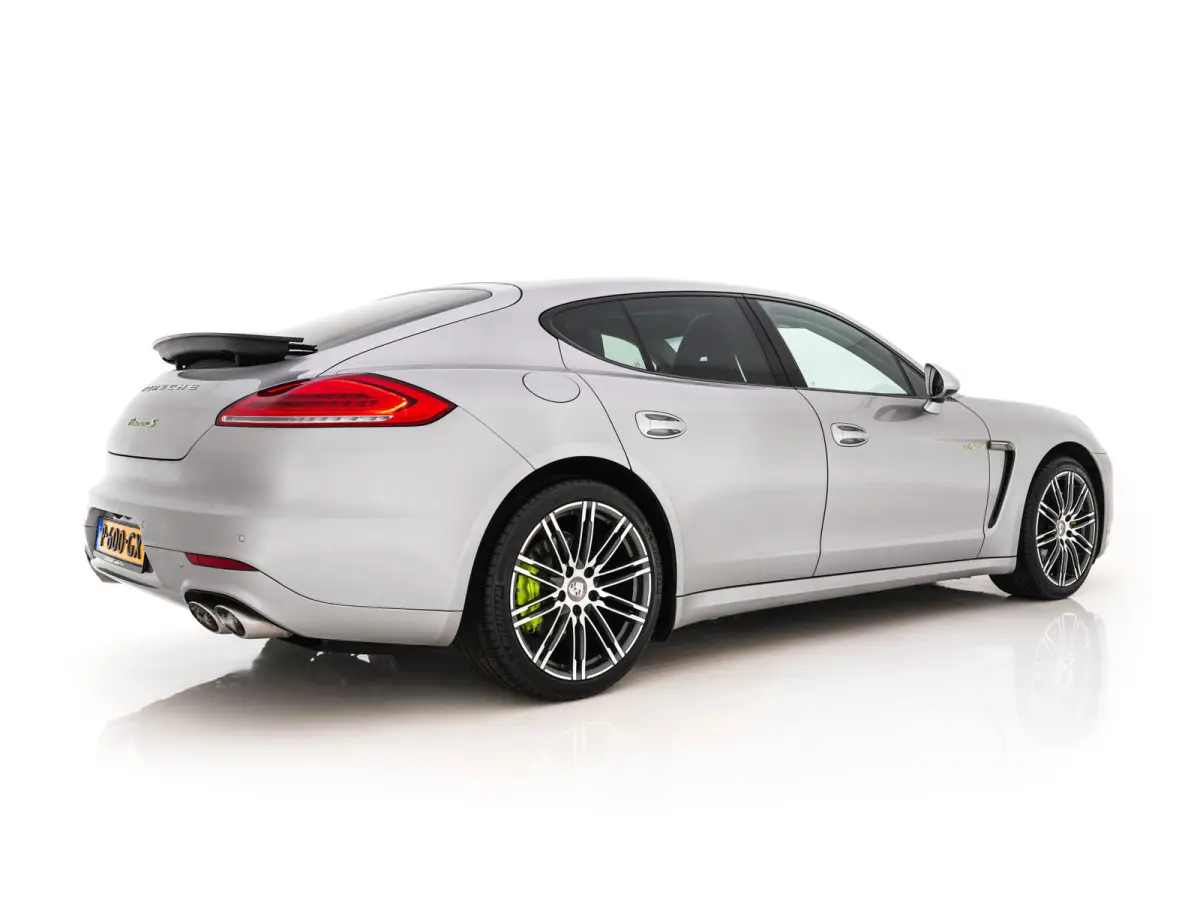 3.0 S E-Hybrid (Plug-In) Aut. *PANO | LEATHER | XENON | HEATED-SPORTSEATS | MEMORY-PACK | BOSE-SOUND | AIR-SUSPENSION | NAVI-FULLMAP | CAMERA | PRIVACY-GLASS | SHIFTPADDLES | ECC | PDC | CRU