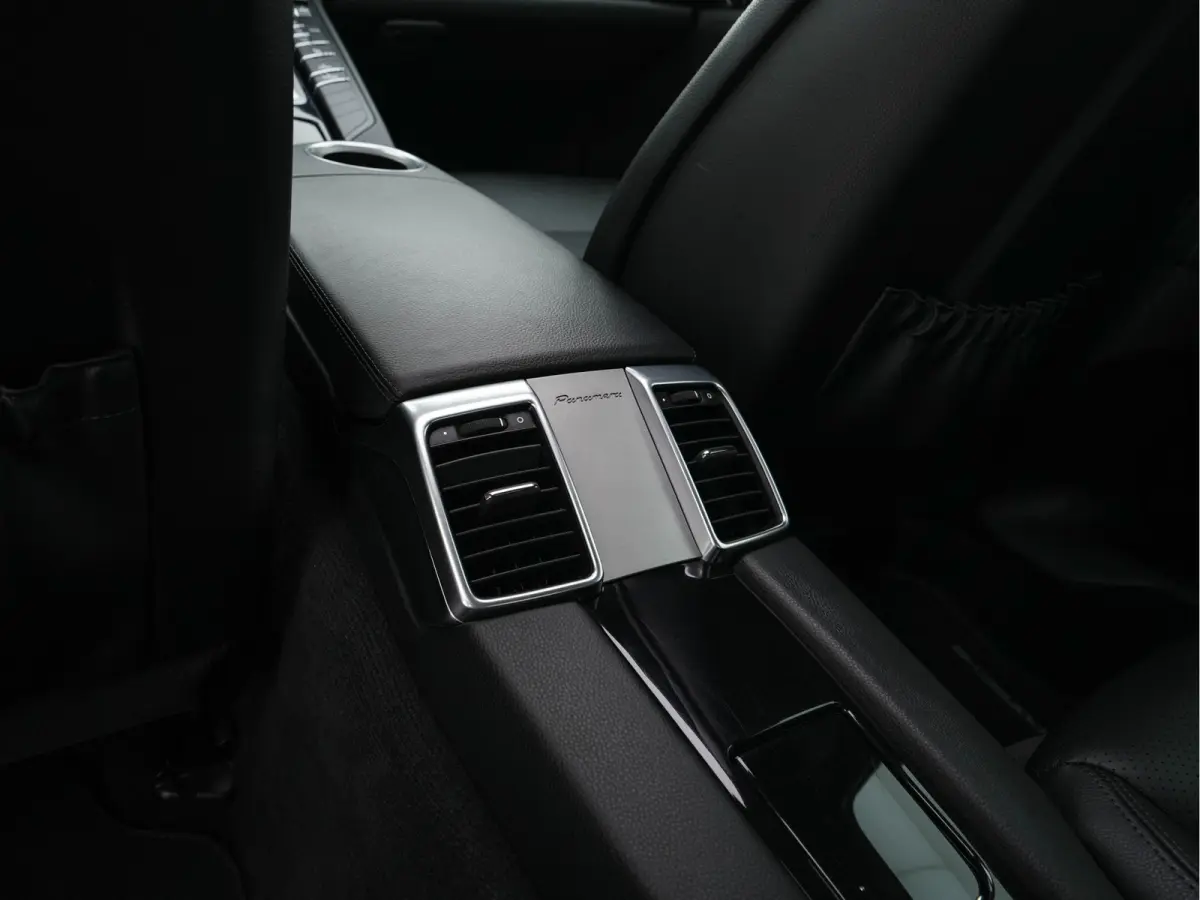 3.0 S E-Hybrid (Plug-In) Aut. *PANO | LEATHER | XENON | HEATED-SPORTSEATS | MEMORY-PACK | BOSE-SOUND | AIR-SUSPENSION | NAVI-FULLMAP | CAMERA | PRIVACY-GLASS | SHIFTPADDLES | ECC | PDC | CRU