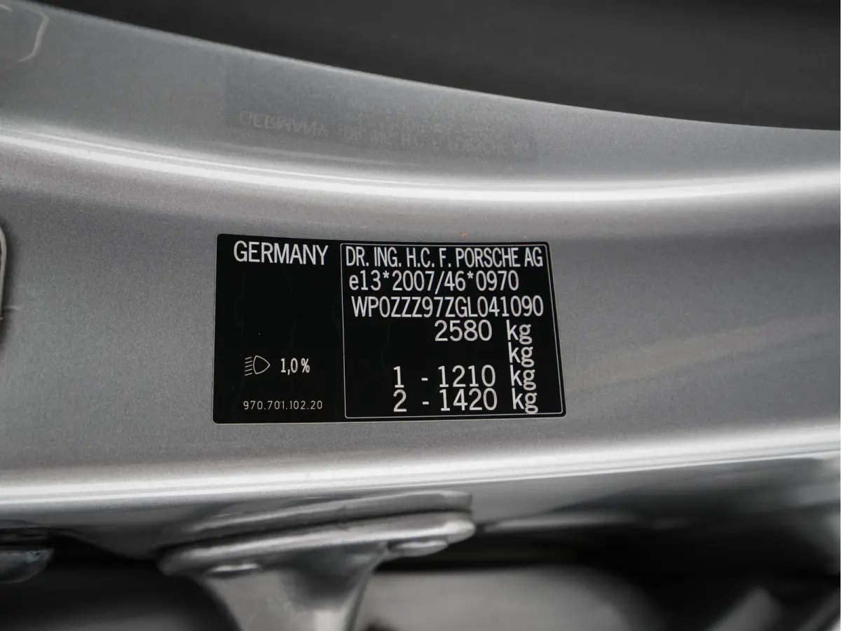 3.0 S E-Hybrid (Plug-In) Aut. *PANO | LEATHER | XENON | HEATED-SPORTSEATS | MEMORY-PACK | BOSE-SOUND | AIR-SUSPENSION | NAVI-FULLMAP | CAMERA | PRIVACY-GLASS | SHIFTPADDLES | ECC | PDC | CRU