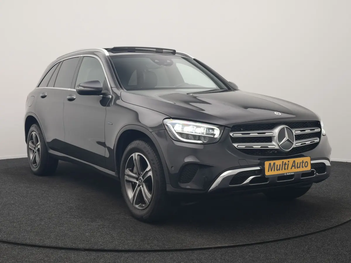 4MATIC Premium PHEV 320pk Dealer O.H. | Panodak | AMG-Int. | Head Up | Camera | Alcantara Sportstoelen Verwarmd | Sfeerverlichting | Keyless | Blis | Apple Carplay | Cruise Control | Navigat