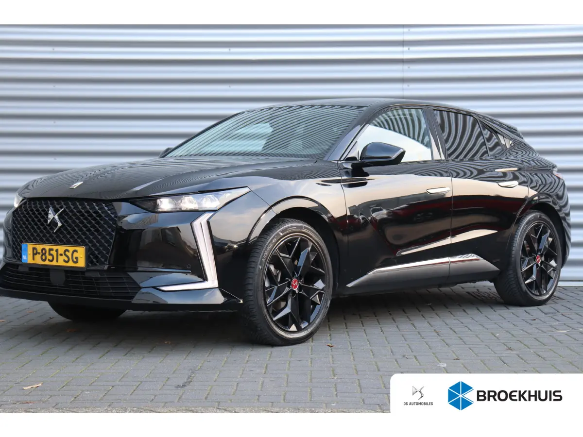 1.6 E-TENSE 225PK PERFORMANCE LINE AUTOMAAT / NAVI / LEDER / CLIMA / FULL-LED / PDC / 19" LMV / CAMERA / KEYLESS / BLUETOOTH / CRUISECONTROL !!