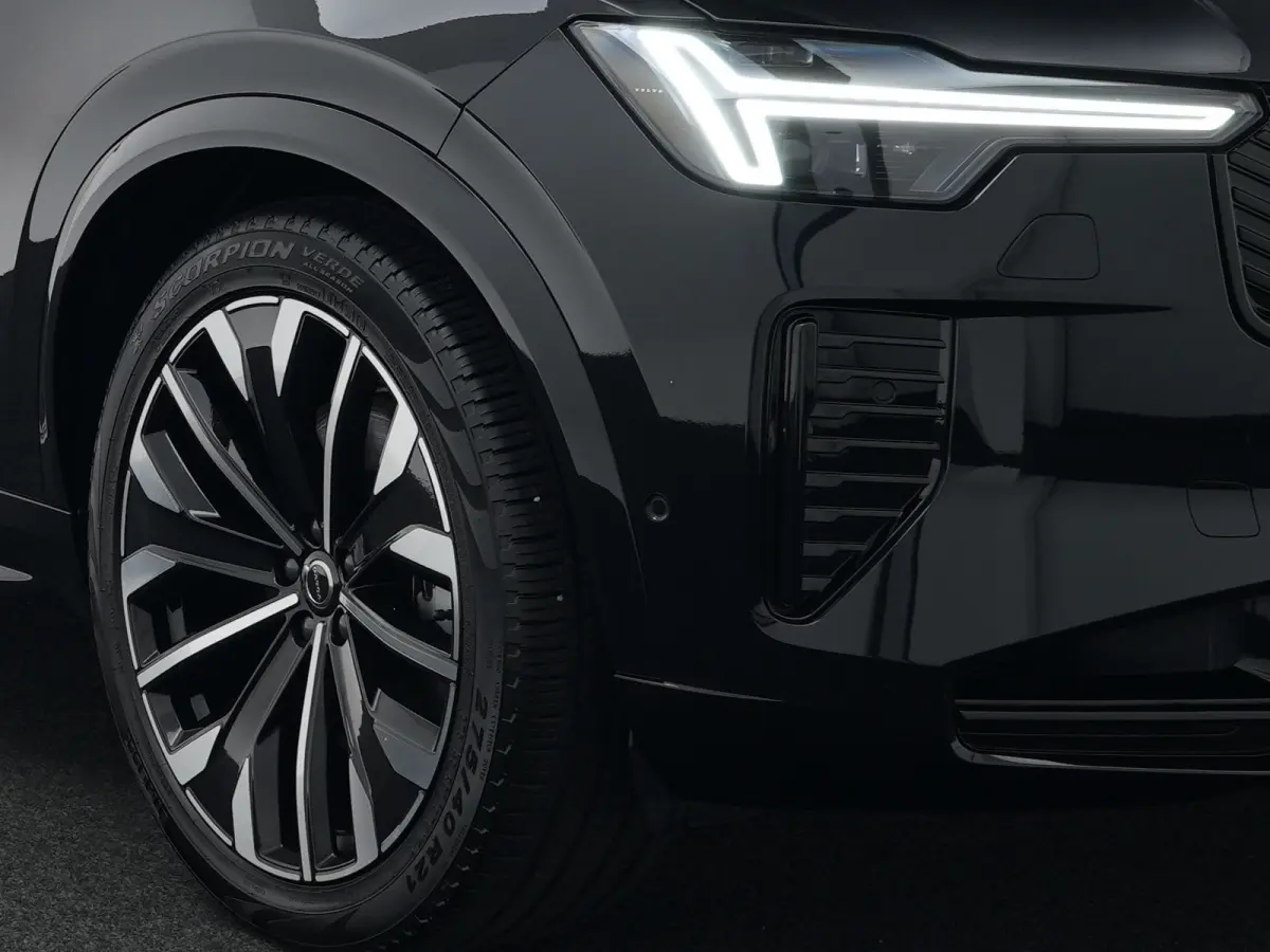T8 Recharge AWD Ultra Dark | Luchtvering | Harman/Kardon | Head-Up | 360° Camera | 21" | Adaptive Cruise | BLIS | Lederen Dashboard