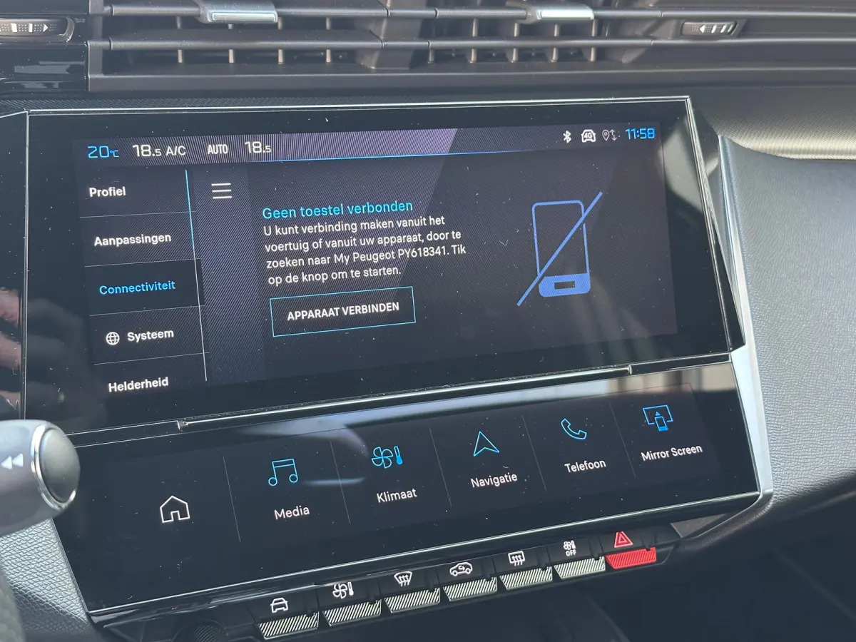 1.6 Plug-in Hybrid 180 GT | Apple Carplay / Android Auto | 360° Camera | Elek. Stoelen | Navigatie | Camera | Adaptieve Cruise Control | Achterbank in delen neerklapbaar | Achteruitrijcamer