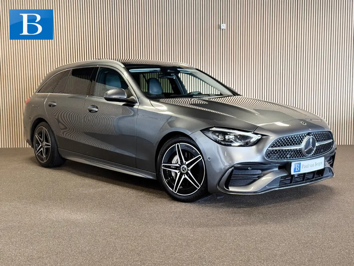 220D AMG STYLING-PANORAMA-CAMERA-TREKHAAK-DODEHOEK-COMPLEET