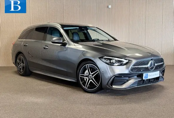 220D AMG STYLING-PANORAMA-CAMERA-TREKHAAK-DODEHOEK-COMPLEET