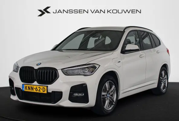 xDrive25e M Sport Sportstoelen Stoelverwarming Apple CarPlay LED