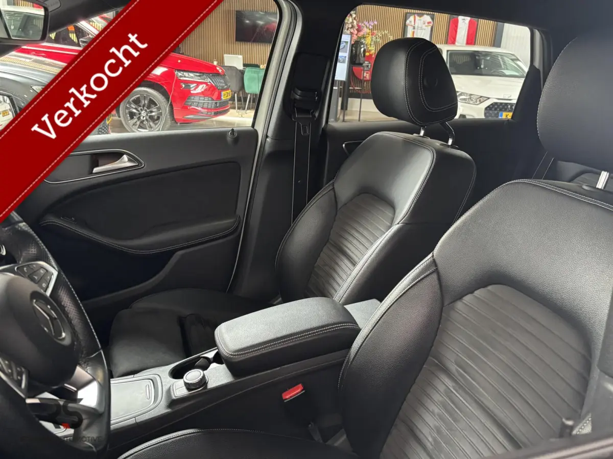 200 Prestige AMG-Line | Navi | LED | Cruise | Clima | PDC | Alcantara | Stoelverw | Trekh | 18" |