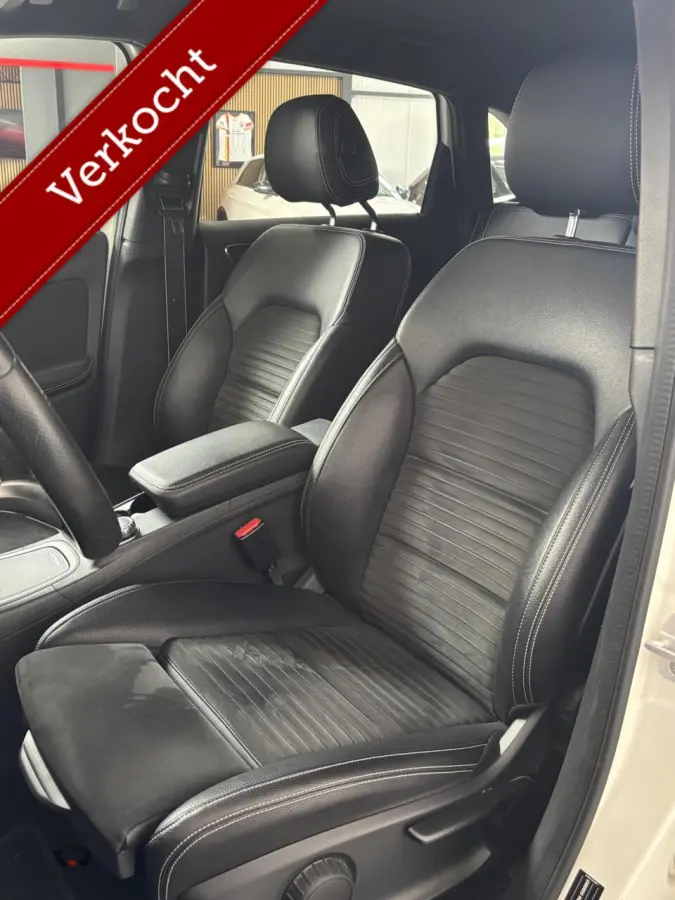 200 Prestige AMG-Line | Navi | LED | Cruise | Clima | PDC | Alcantara | Stoelverw | Trekh | 18" |