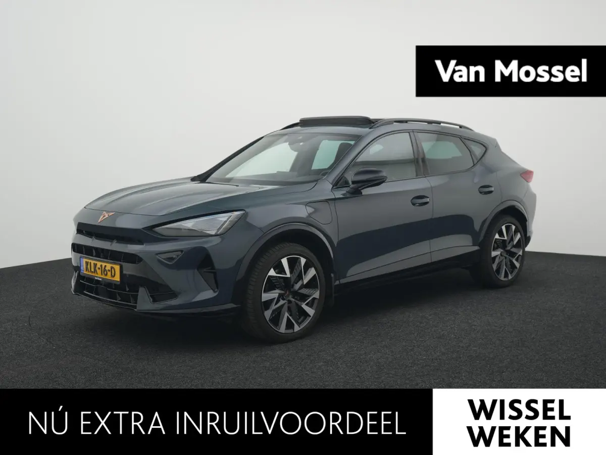 1.5 TSI e-Hybrid VZ Performance AUTOMAAT | PANORAMADAK | WEGKLAPBARE TREKHAAK | ADAPTIEVE CRUISE | SFEERVERLICHTING | ELEKTRISCHE STOEL | 272 PK | STOEL & STUURVERWARMING | CAMERA | NAVIGATI