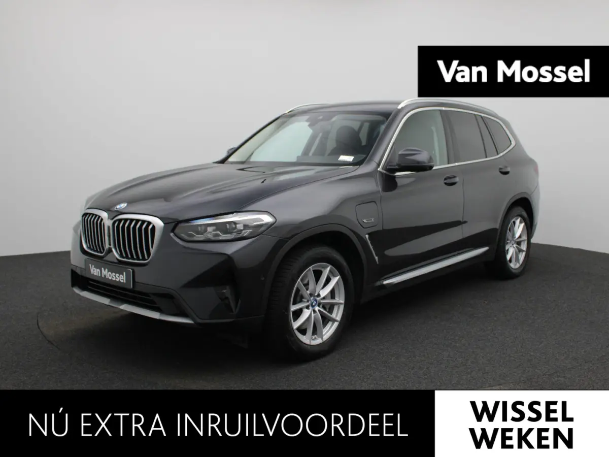 xDrive30e | TREKHAAK | LEER | CAMERA | NAVIGATIE | STOELVERWARMING