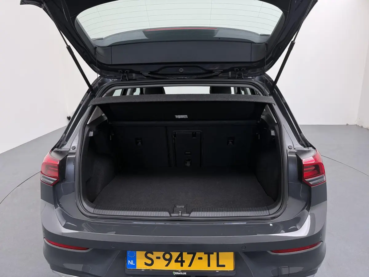 1.4 eHybrid Style | Trekhaak | Adaptieve Cruise | Dodehoekdetectie | CarPlay |