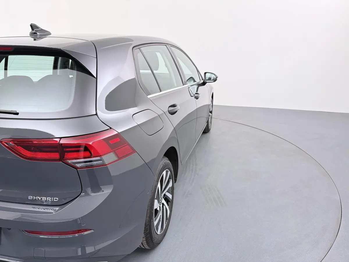 1.4 eHybrid Style | Trekhaak | Adaptieve Cruise | Dodehoekdetectie | CarPlay |