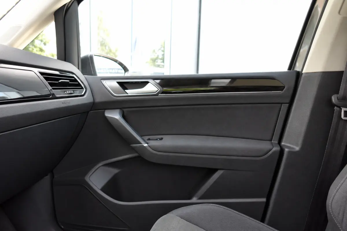 1.4 TSI Connected Series 7P NAVI CAM PDC