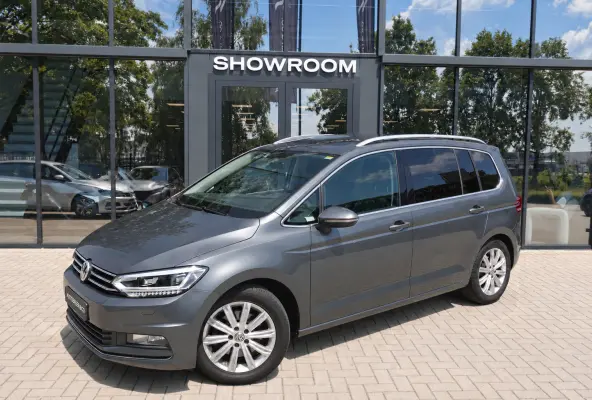 1.4 TSI Connected Series 7P NAVI CAM PDC