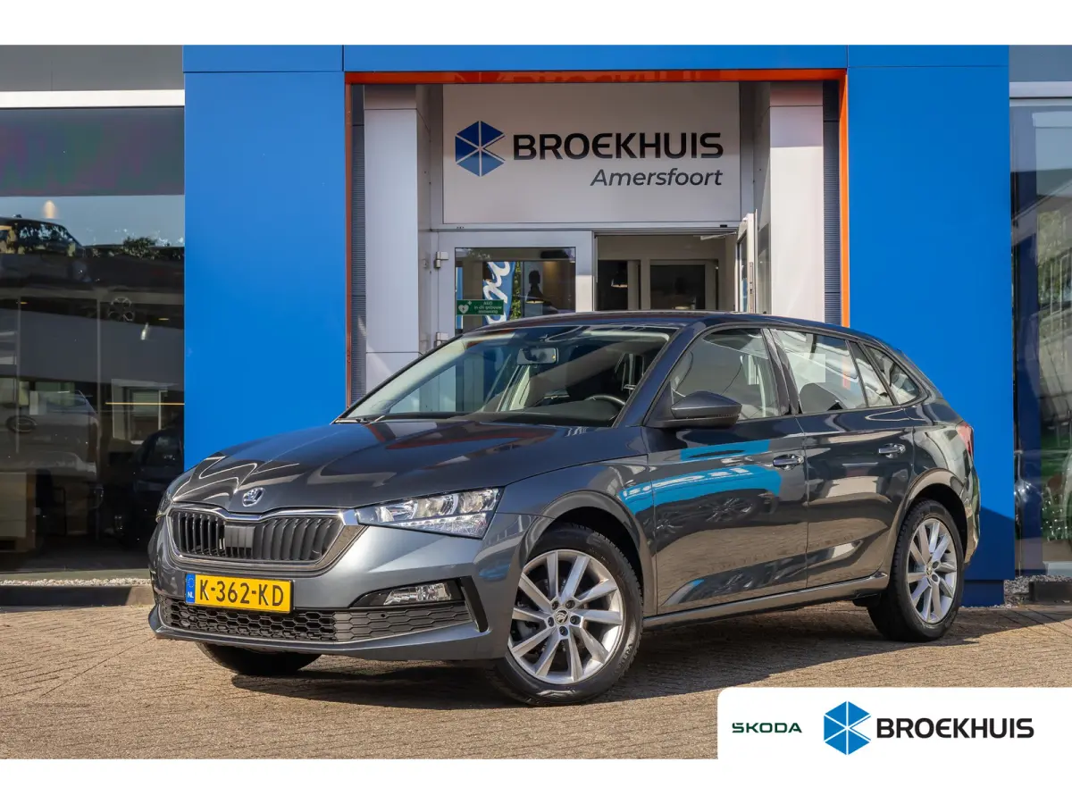 1.0 TSI Ambition | Apple Carplay/Android Auto | Digitaal dashboard | Airco | Cruise control | Navigatie | Lichtmetalen velgen | Airco | Apple Carplay/Android Auto|telefoonintegratie premium 