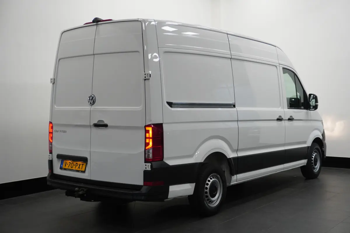 2.0 TDI 140PK L3H3 EURO 6 - Airco - Trekhaak - Camera - €20.900,- Excl.