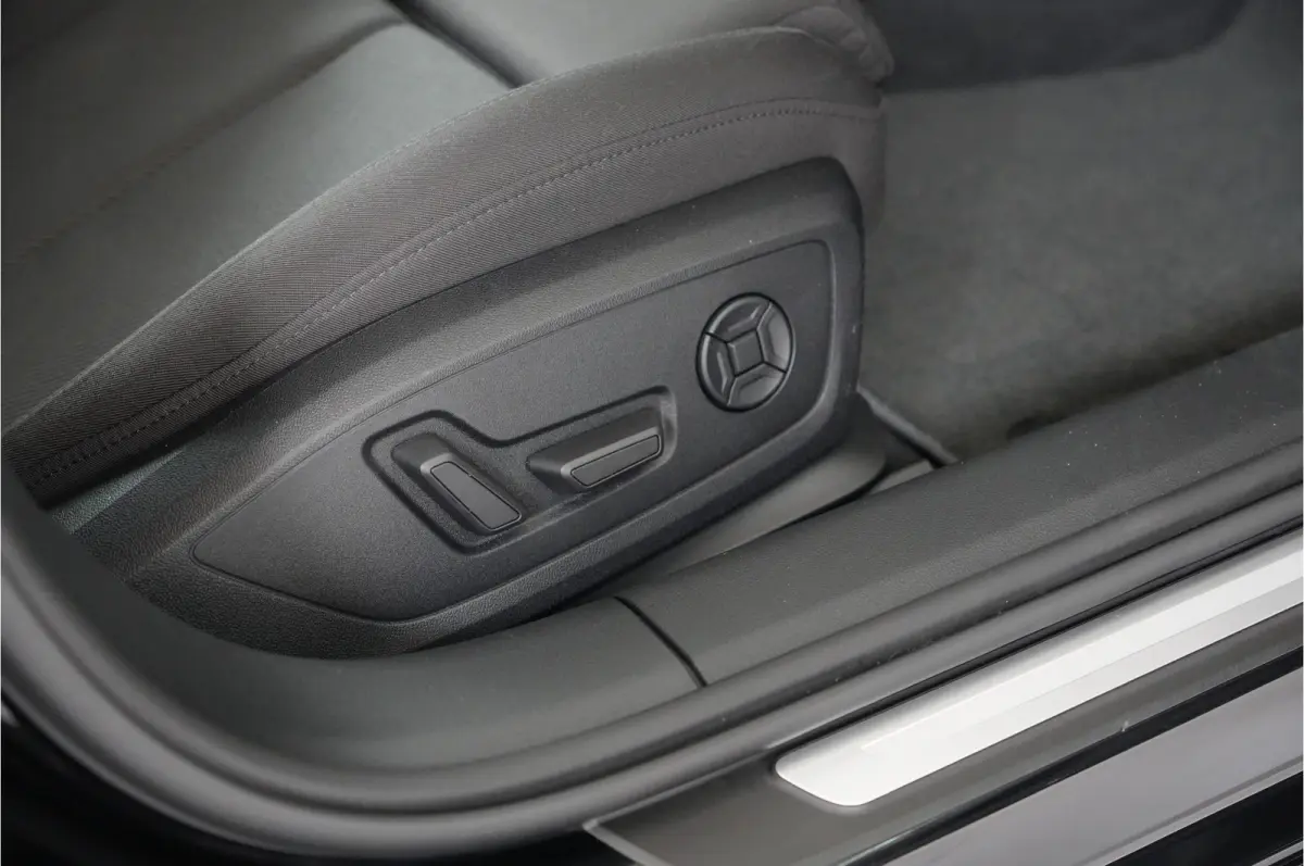 45 TFSI quattro Business edition | Virtual |