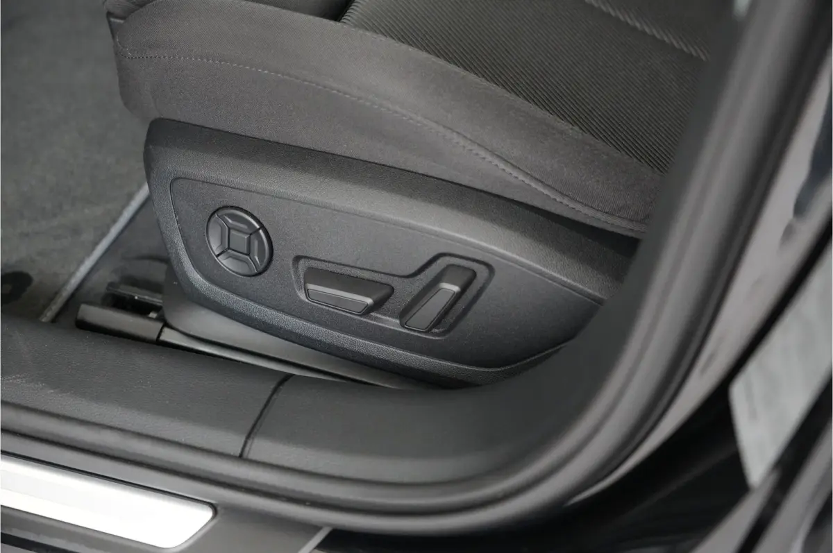 45 TFSI quattro Business edition | Virtual |