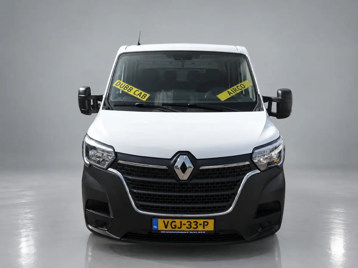 T35 2.3 dCi 145 L4 DL DUBBELE CABINE OPEN LAADBAK