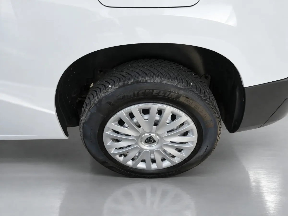 1.2 PureTech Pro BENZINE AIRCO NAVI CRUISE CONTROL PDC SCHUIFDEUR