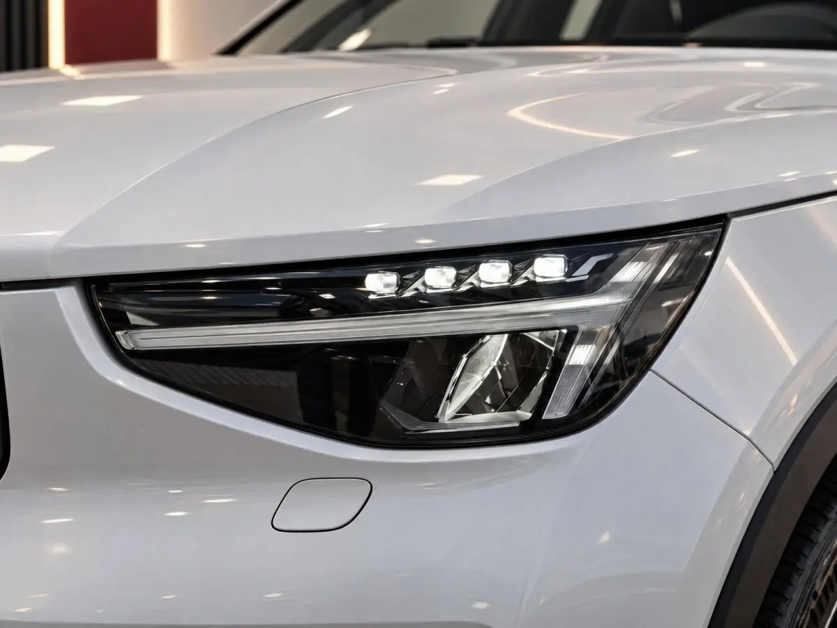 1.5 T5 Plug-in hybrid Ultimate Dark | Pano | H/K Sound | Surround View | BTW