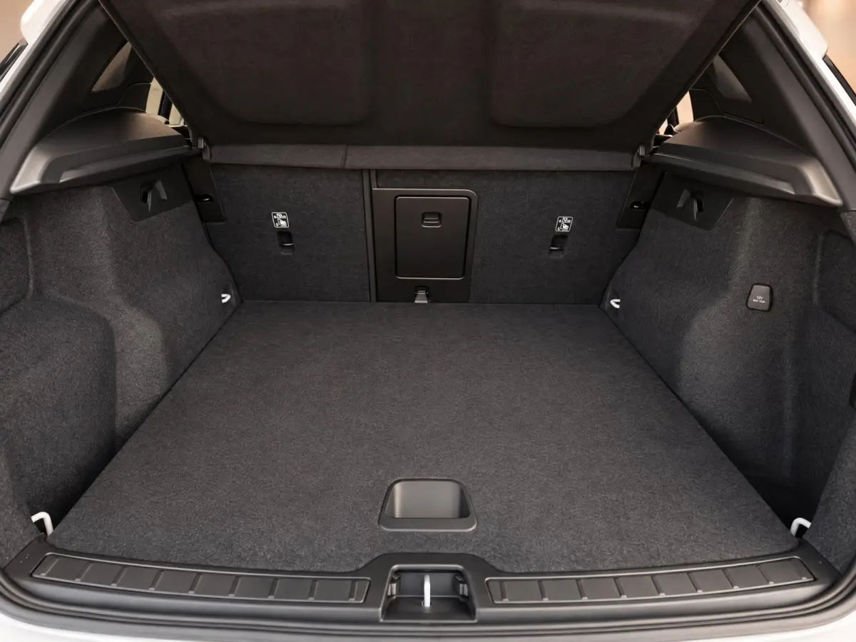 1.5 T5 Plug-in hybrid Ultimate Dark | Pano | H/K Sound | Surround View | BTW