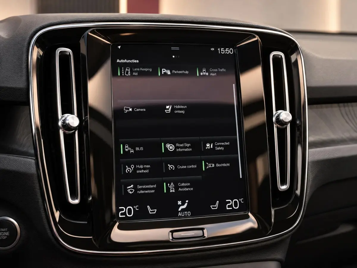 1.5 T5 Plug-in hybrid Ultimate Dark | Pano | H/K Sound | Surround View | BTW