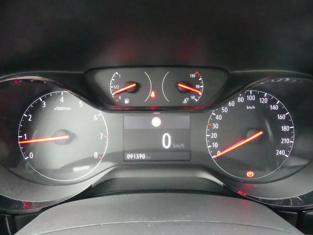 1.2 Edition | CRUISE | AIRCO | APPLE CARPLAY / ANDROID AUTO | LMV 16" | DAB |