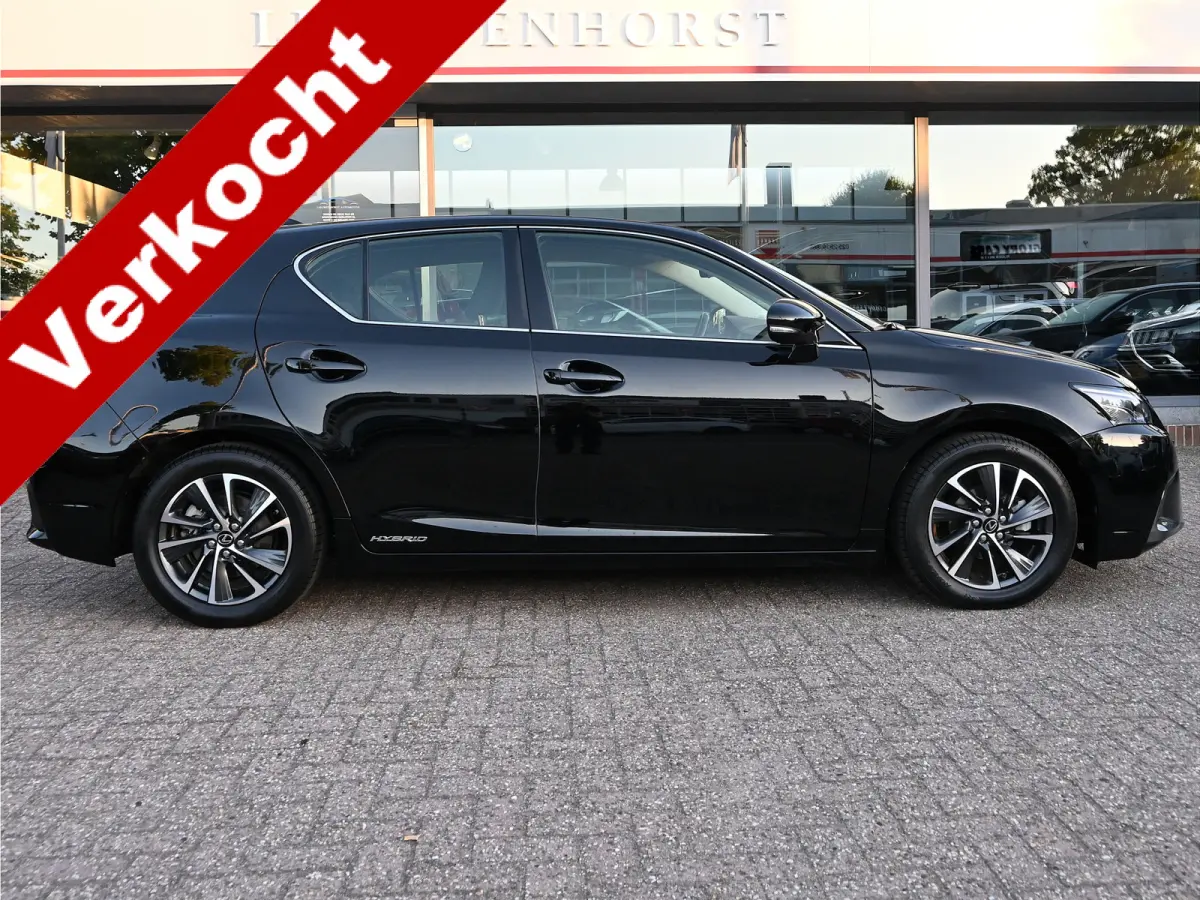 200h Business Launch Edition, alcantara, camera, cruise, clima, key less, NL-auto
