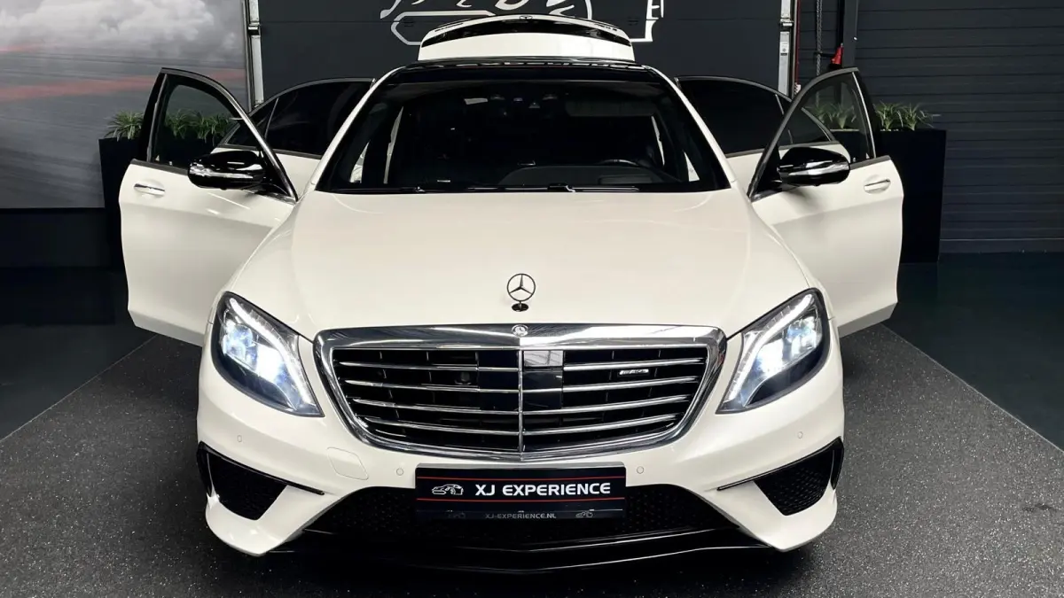 AMG 63 4Matic Lang 585 PK PANO Keram Burm H-End Carbon Night Vis
