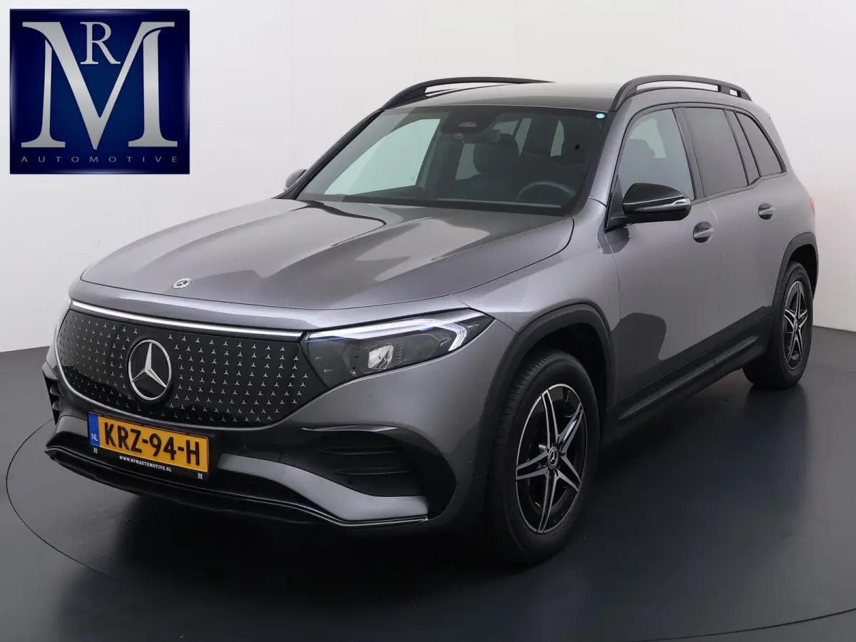 EQB 300 4Matic AMG NIEUW MODEL | SOH 100% | NIGHT PAKKET | 7-PERSOONS | ACHTERUITRIJCAMERA | ADAPTIVE CRUISE CONTROL | ELEKTRISCHE ACHTERKLEP | STUUR- & STOELVERWARMING | AMBIENT LIGHTING | 