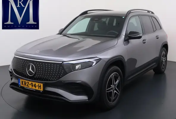 EQB 300 4Matic AMG NIEUW MODEL | SOH 100% | NIGHT PAKKET | 7-PERSOONS | ACHTERUITRIJCAMERA | ADAPTIVE CRUISE CONTROL | ELEKTRISCHE ACHTERKLEP | STUUR- & STOELVERWARMING | AMBIENT LIGHTING | 