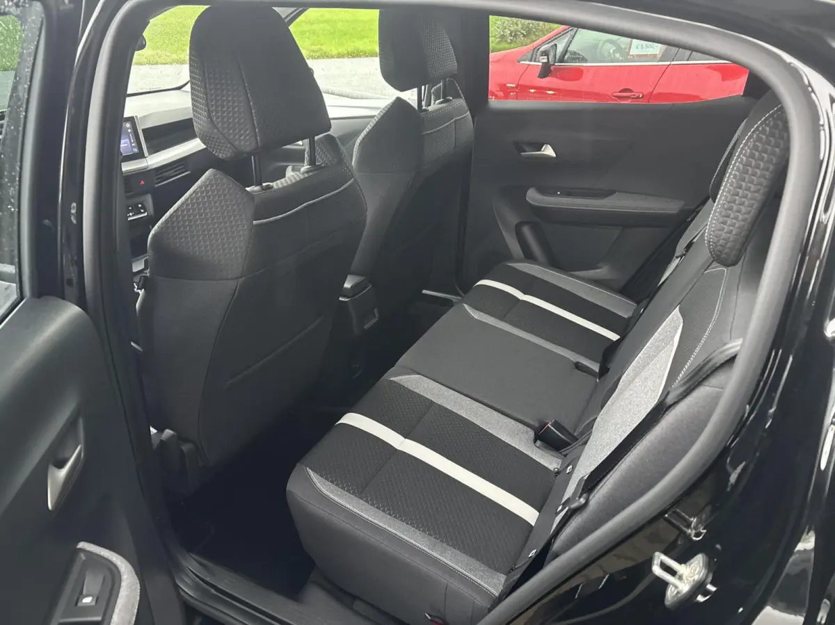 110pk Turbo Hybrid NL GS LUXE