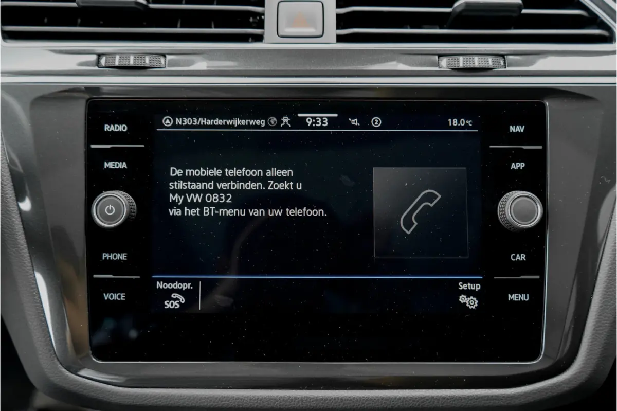 1.4 TSI eHybrid Elegance Pano ACC 360° IQ Light Stuurwielverw
