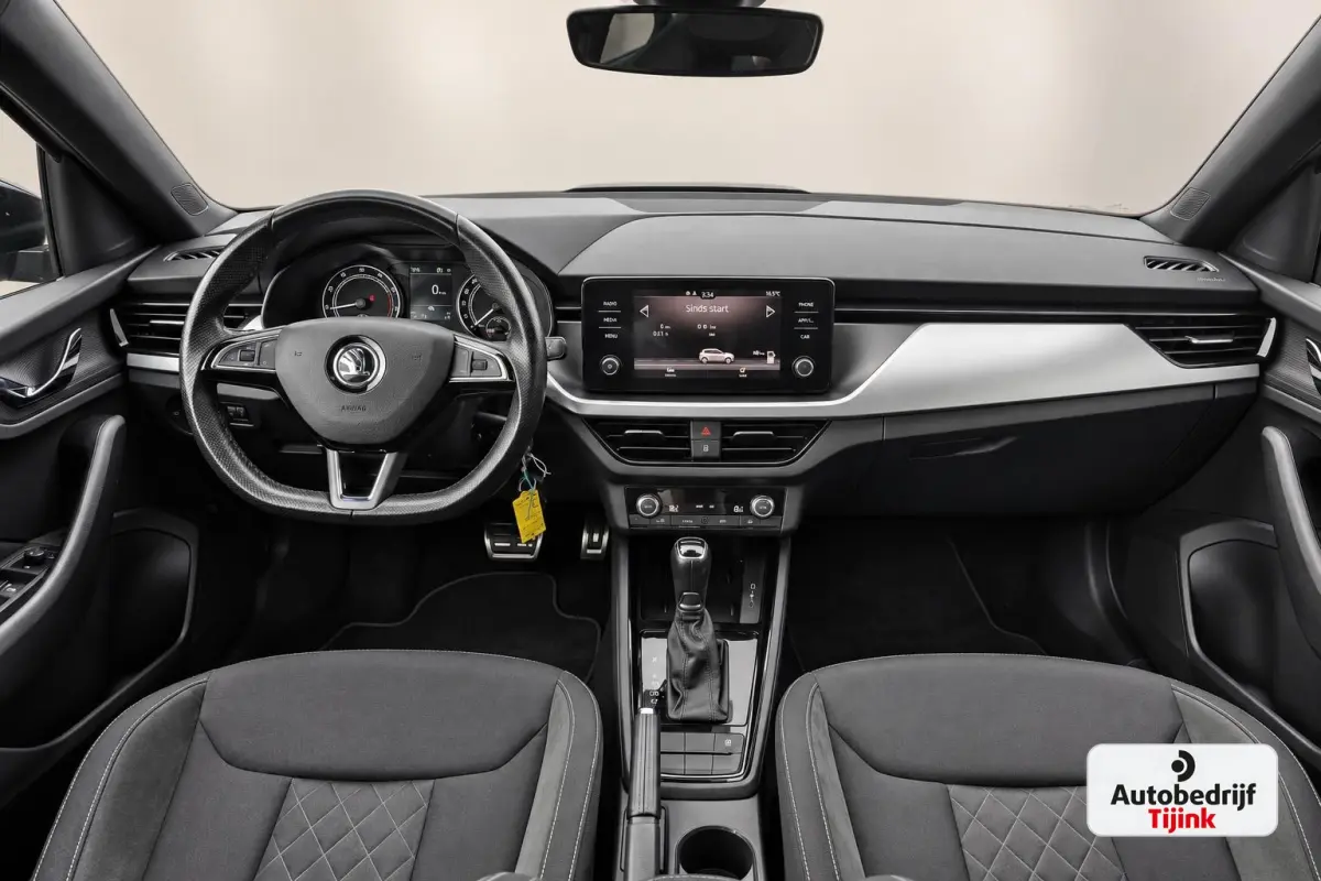 1.5 TSI ACT Sport Business | Automaat | Pano | Trekhaak | Black pack | Elek. achterklep | App-connect | Lane Assist | Sunset |