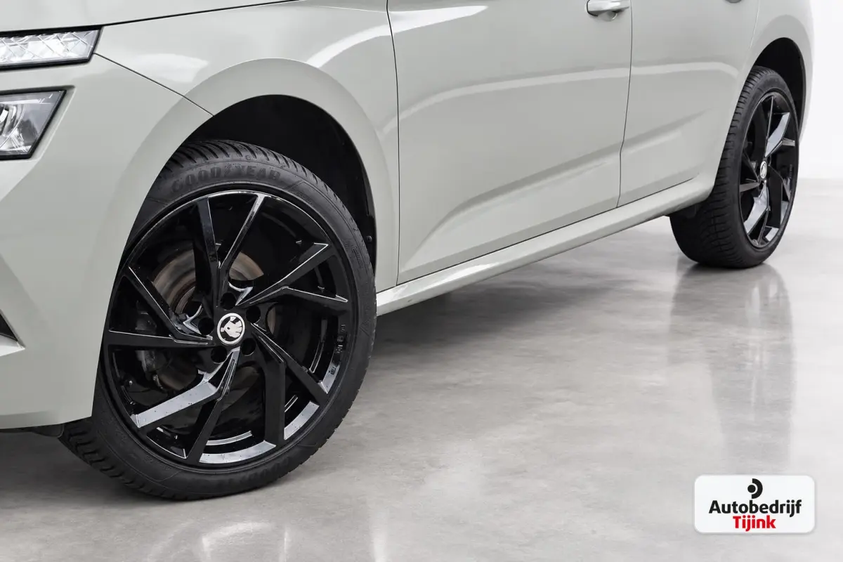 1.5 TSI ACT Sport Business | Automaat | Pano | Trekhaak | Black pack | Elek. achterklep | App-connect | Lane Assist | Sunset |