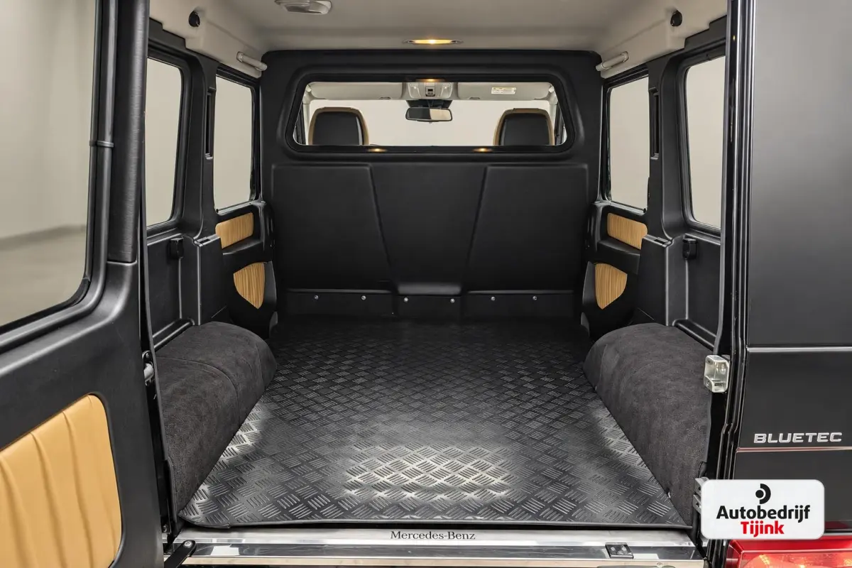 350 BLUETEC 211PK | Distronic | Schuif/kantel dak | Designo | Stoelverwarming/verkoeling | Stuurverw. | Trekhaak | Elek. stoelen + memory | Camera | Standverwarming | Grijs kenteken | Vol |