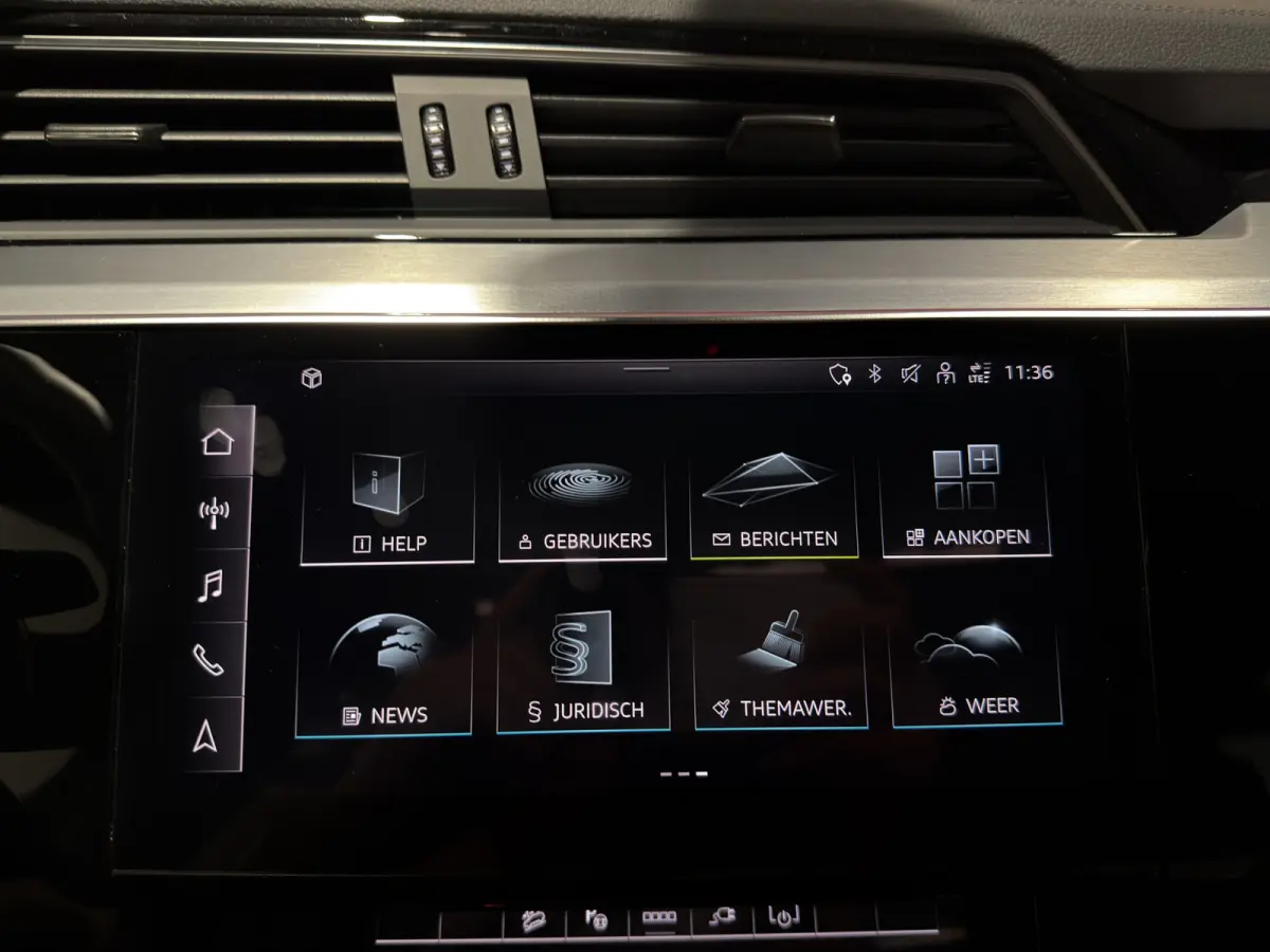 SQ8 115 kWh | Valcona Leder | Panoramadak | Trekhaak | 22'' | Matrix LED | Memory | B&O |