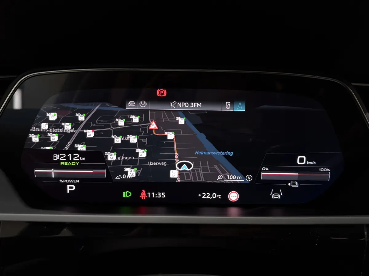 SQ8 115 kWh | Valcona Leder | Panoramadak | Trekhaak | 22'' | Matrix LED | Memory | B&O |