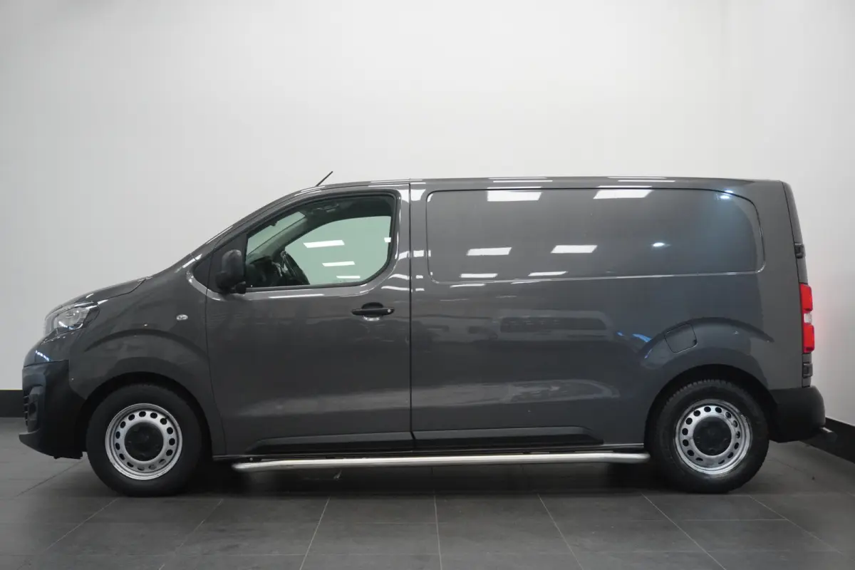 2.0 BlueHDI 145PK L2 Automaat EURO 6 - Airco - Cruise - Camera - €15.900,- Excl.