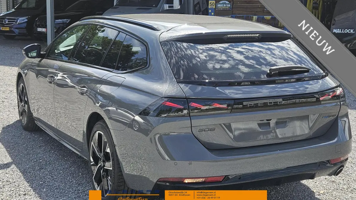 1.6 HYbrid PHEv180 e-EAT8 Allure Avantage
