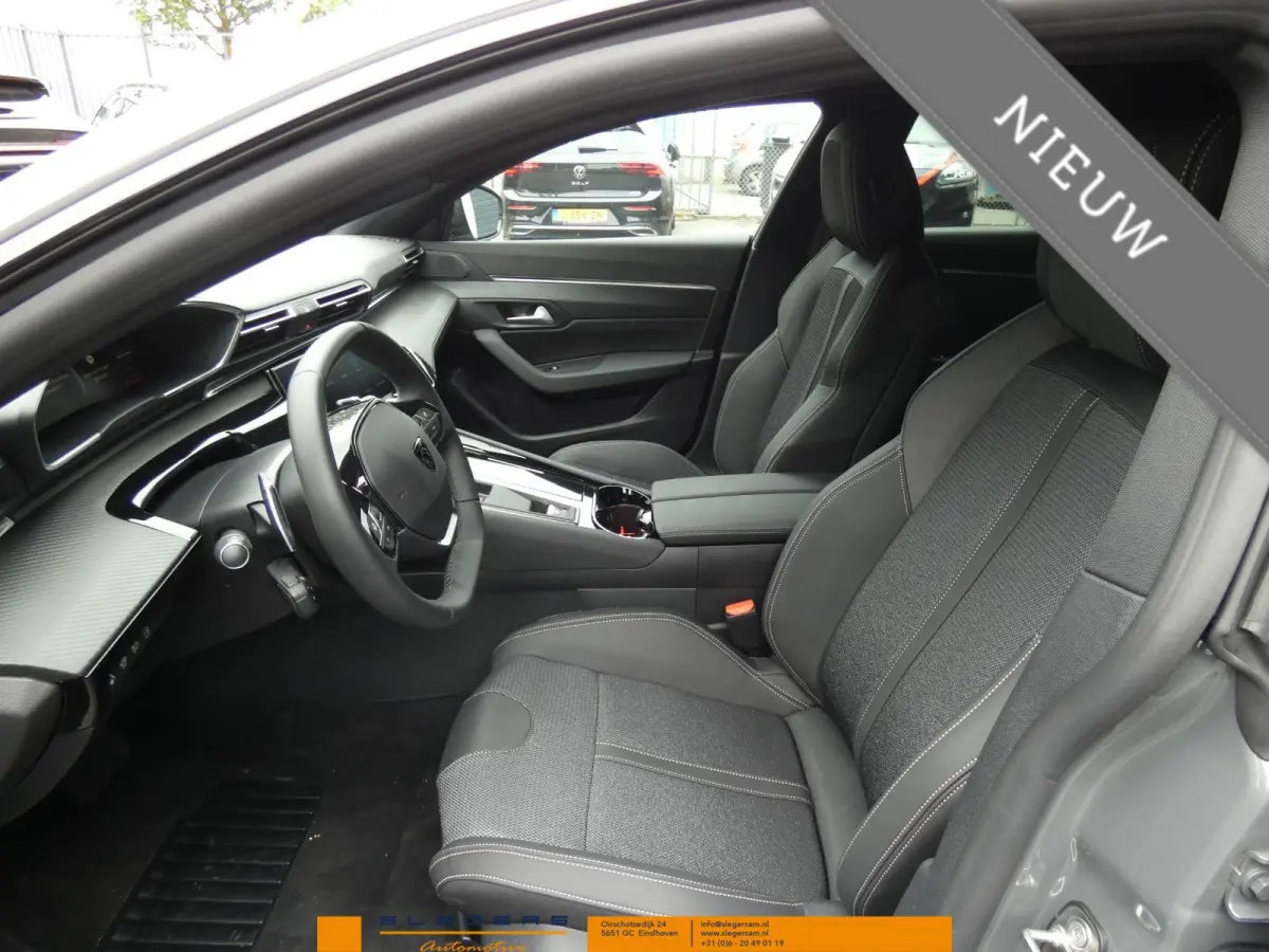 1.6 HYbrid PHEv180 e-EAT8 Allure Avantage