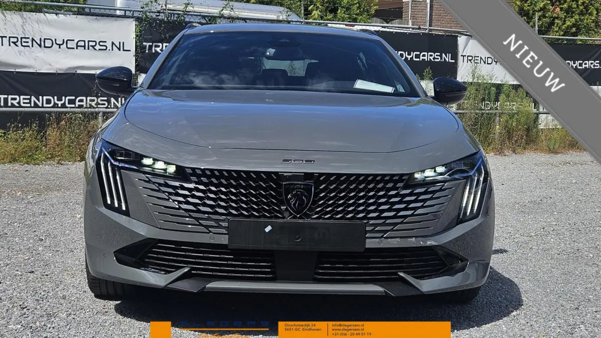 1.6 HYbrid PHEv180 e-EAT8 Allure Avantage