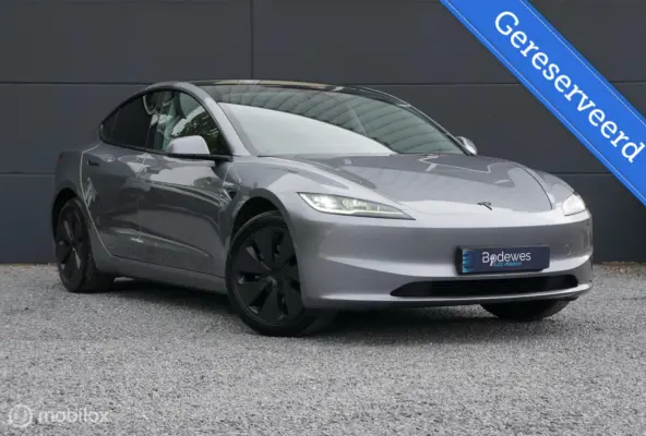 Premium Long Range RWD 78 kWh FSD Pan Garantie