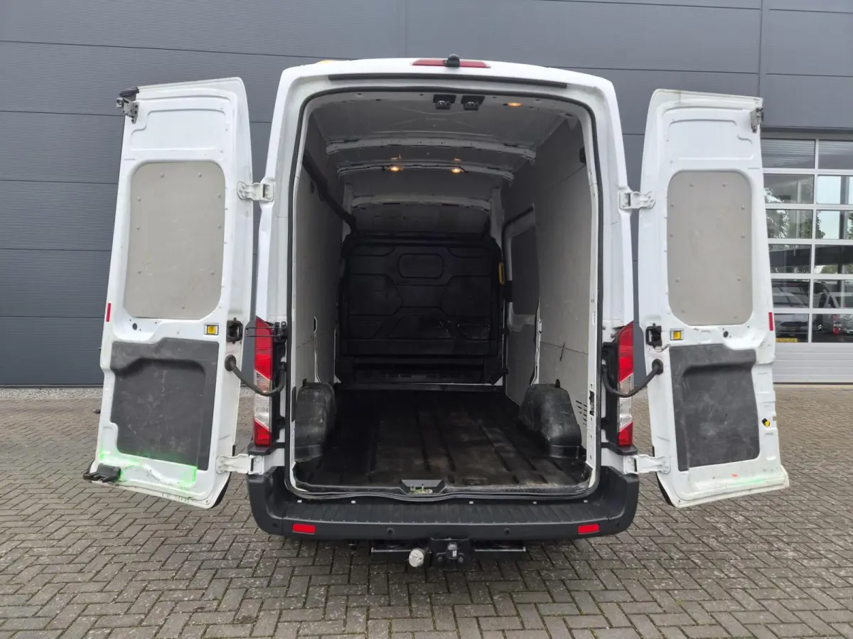 2.0 TDCI L2H2 Airco Cruise 130pk 2750kg trek